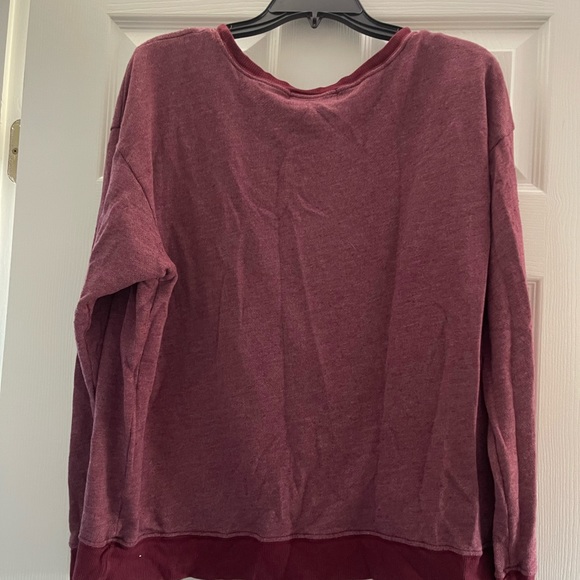 WILDFOX sweater size Medium - Picture 2 of 3
